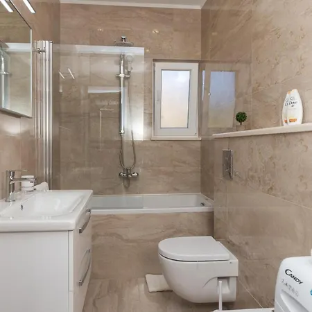 Appartamento Pavlovic - Three Bedroom With Balcony And Partial Sea View Ragusa